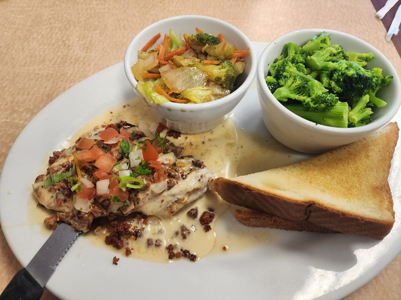 JJ's Cafe food